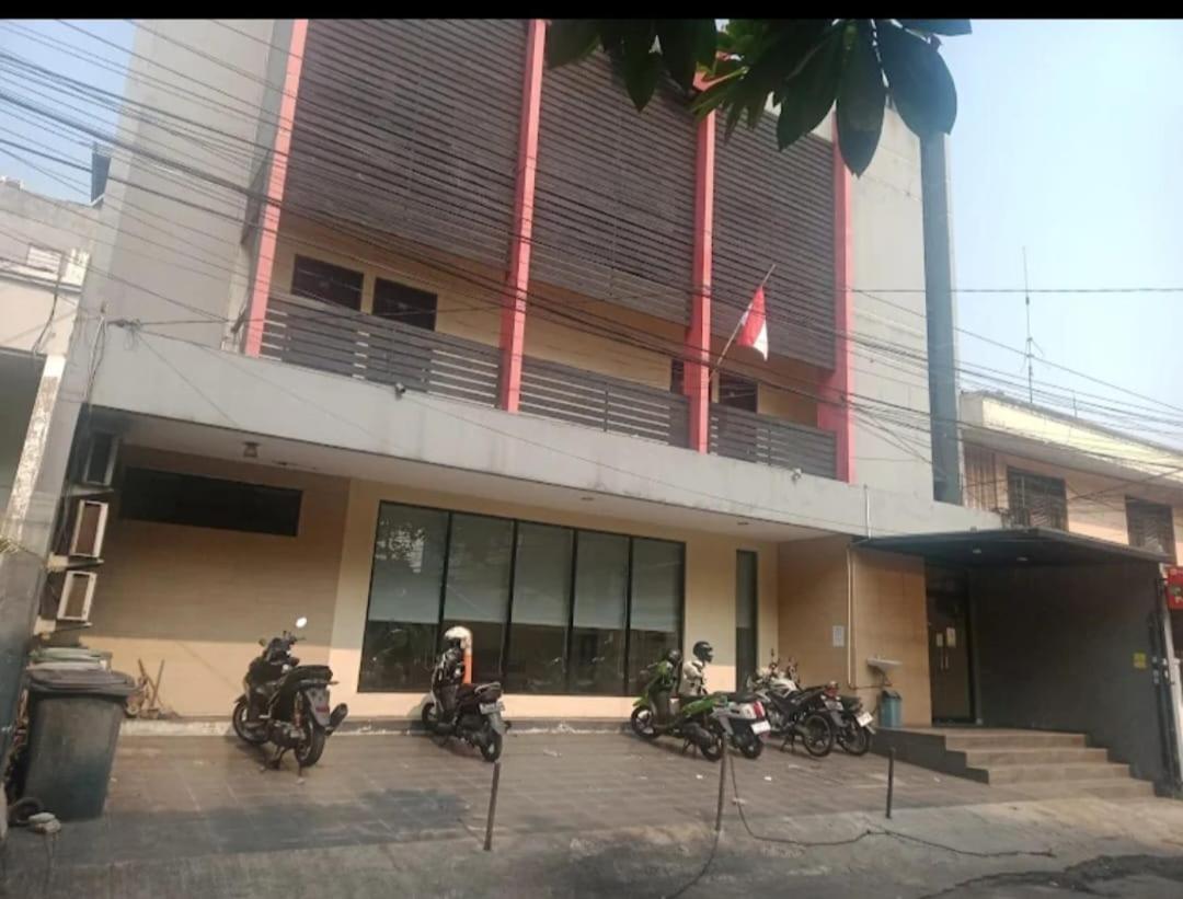Guest House Permata Tawakal Jakarta Bagian luar foto