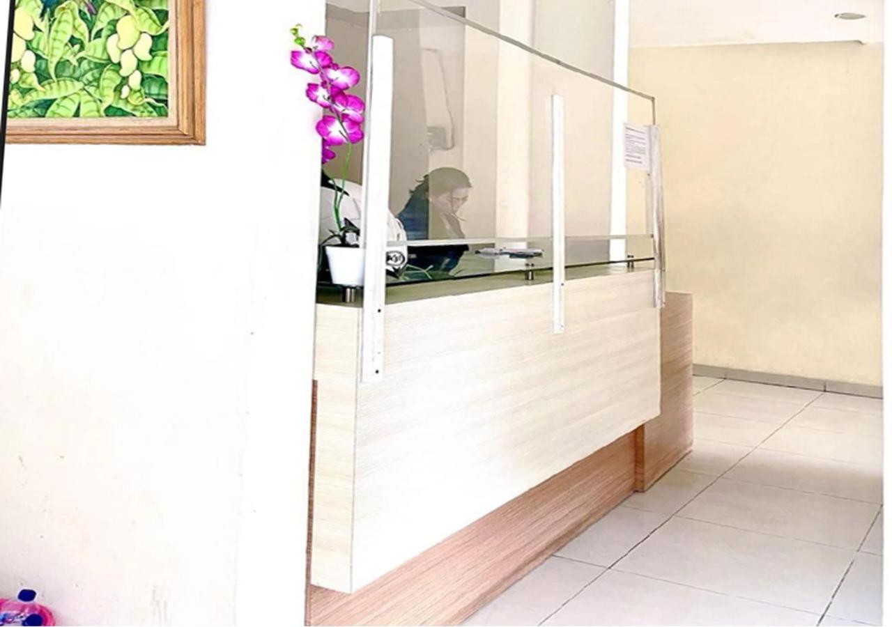 Guest House Permata Tawakal Jakarta Bagian luar foto