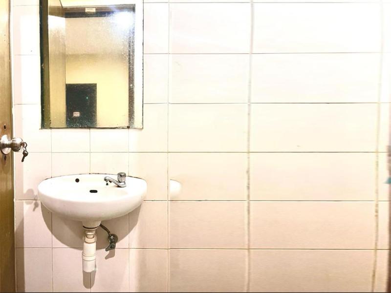 Guest House Permata Tawakal Jakarta Bagian luar foto